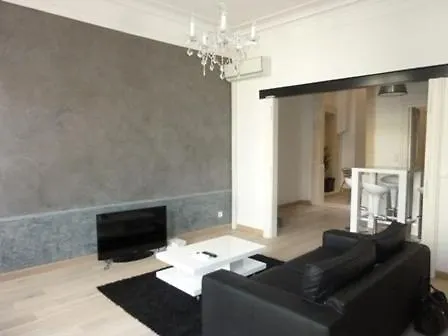 Apartment Centre Historique Place Jean Jaures Climatise 6 Couchages Avec Parking *