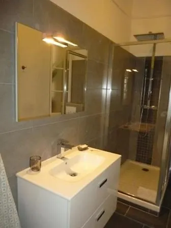 Apartment Centre Historique Place Jean Jaures Climatise 6 Couchages Avec Parking *