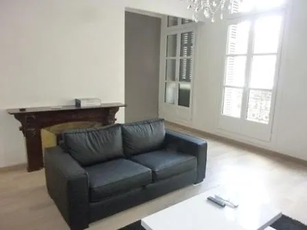 公寓 Centre Historique Place Jean Jaures Climatise 6 Couchages Avec Parking *