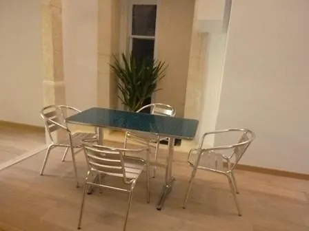 Centre Historique Place Jean Jaures Climatise 6 Couchages Avec Parking 아파트 *